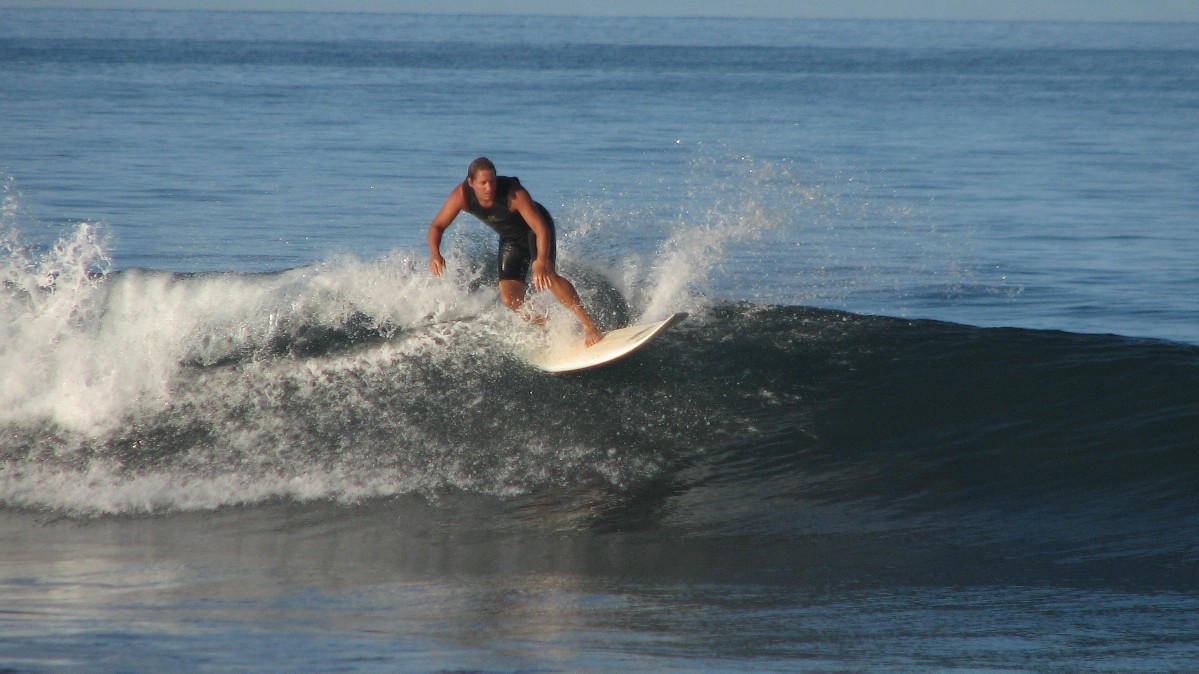 seedicksurf.com - Maui Daily Surf shots and the Maui surf report!!