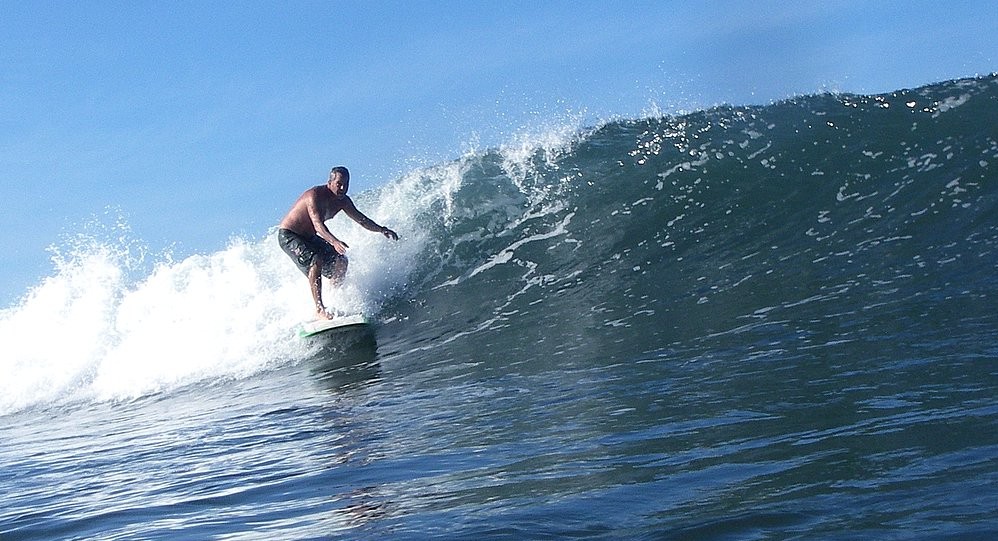 seedicksurf.com - Maui Daily Surf shots and the Maui surf report!!