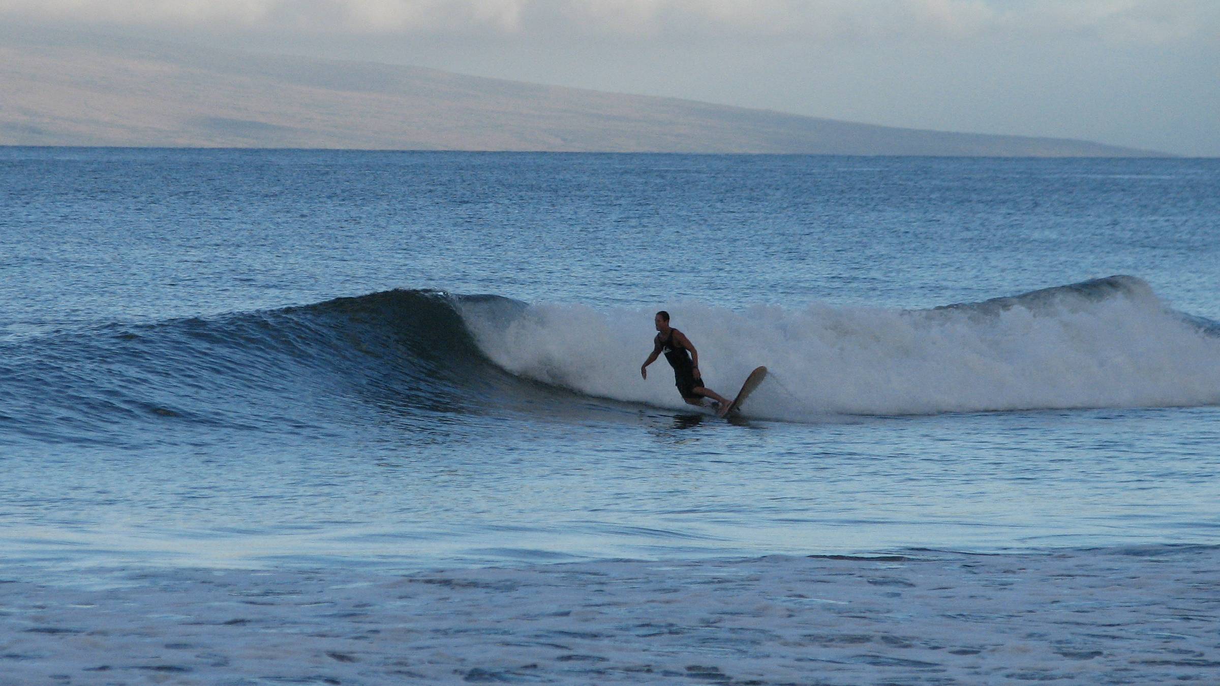 seedicksurf.com - Maui Daily Surf shots and the Maui surf report!!