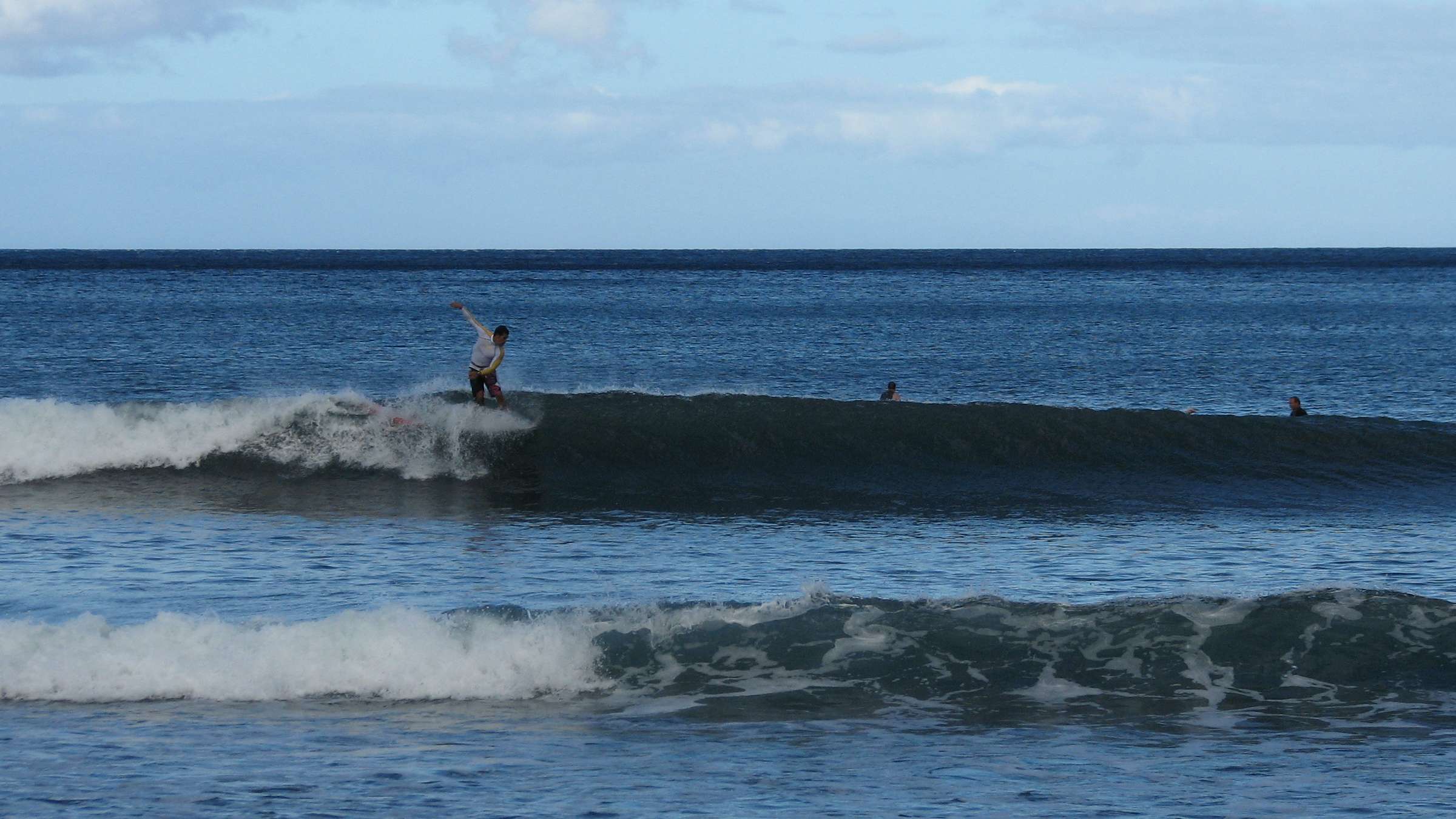 seedicksurf.com - Maui Daily Surf shots and the Maui surf report!!