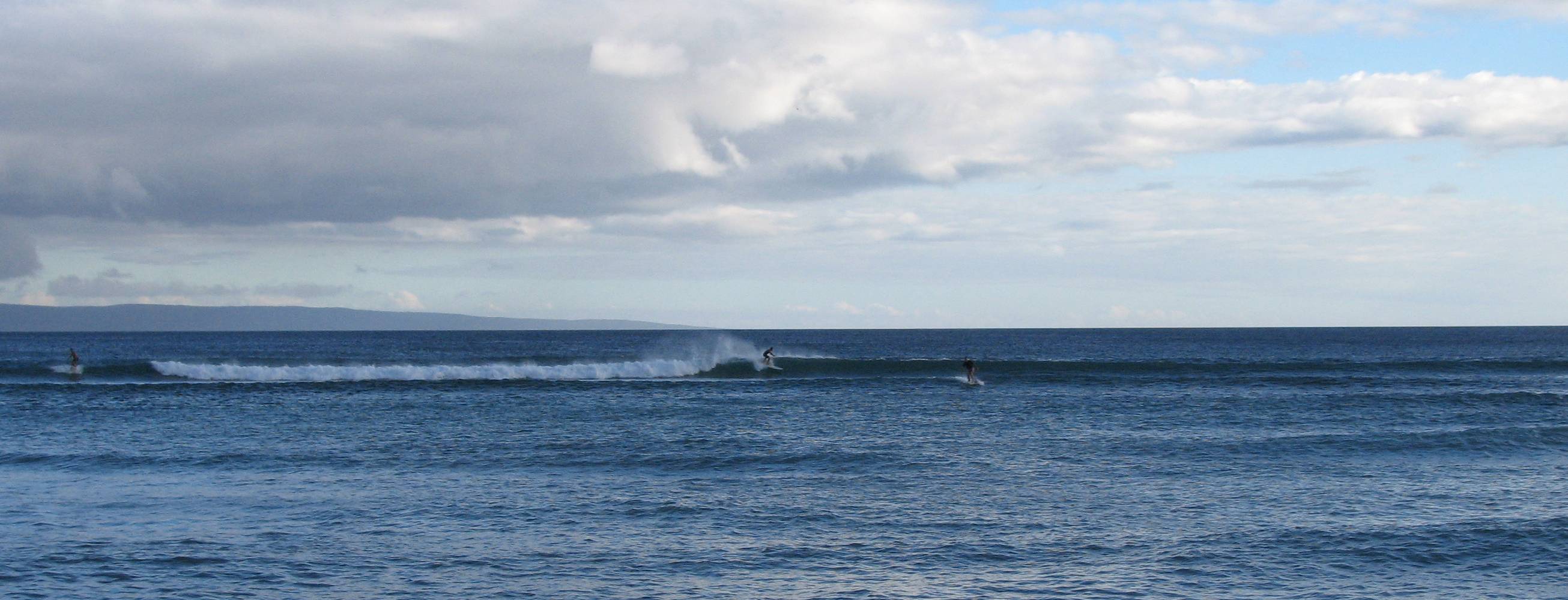 seedicksurf.com - Maui Daily Surf shots and the Maui surf report!!
