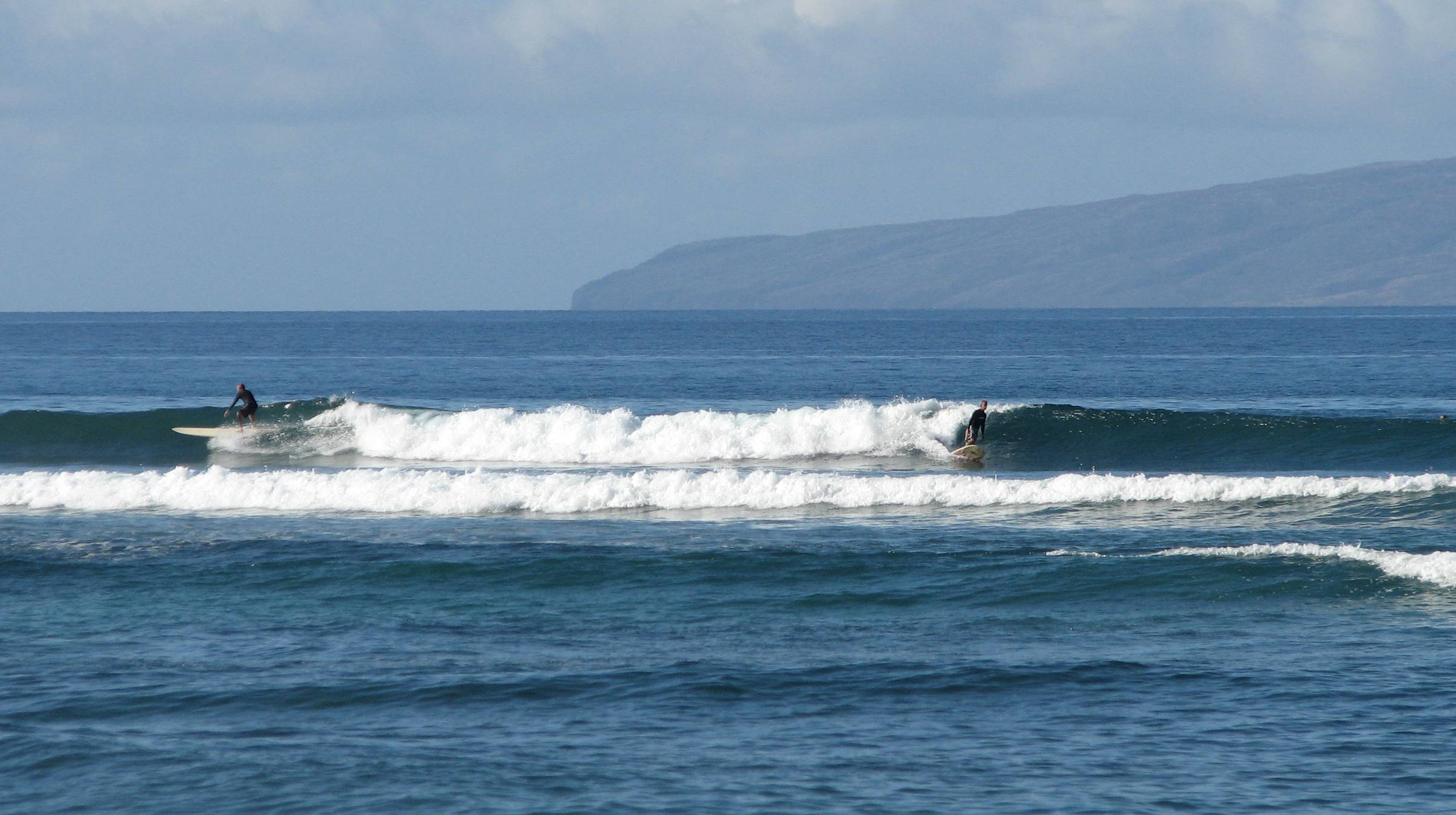 seedicksurf.com - Maui Daily Surf shots and the Maui surf report!!