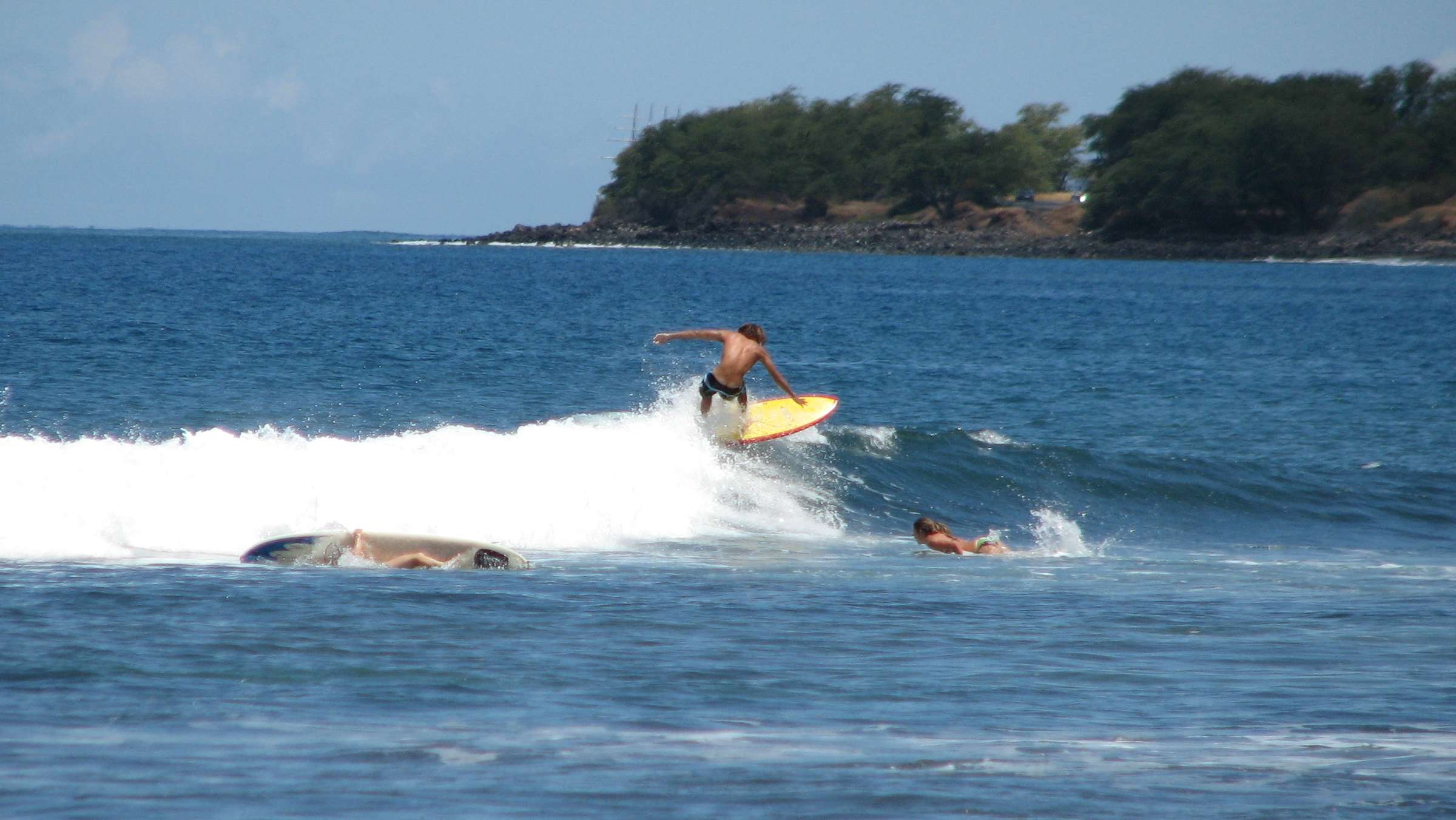 seedicksurf.com - Maui Daily Surf shots and the Maui surf report!!