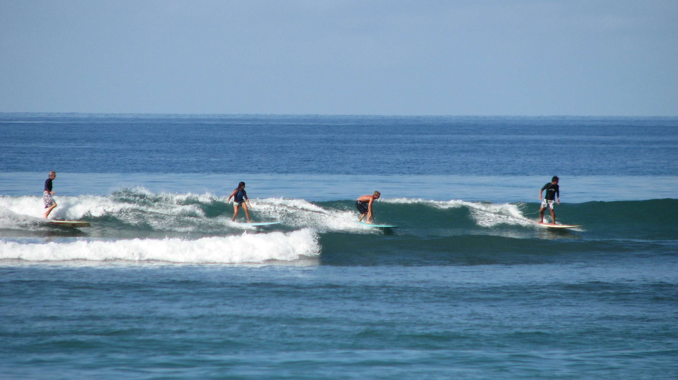 seedicksurf.com - Maui Daily Surf shots and the Maui surf report!!