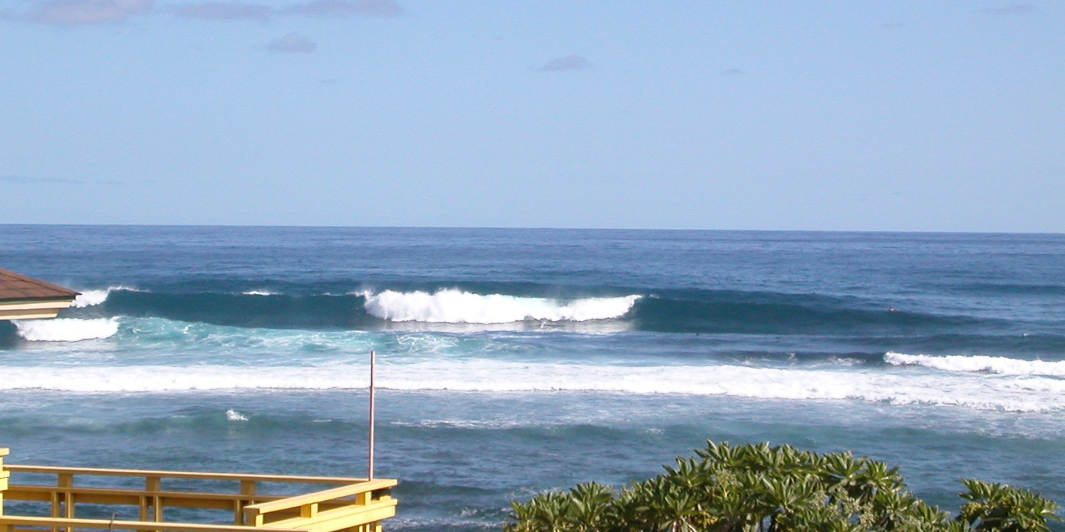 seedicksurf.com - Maui Daily Surf shots!!