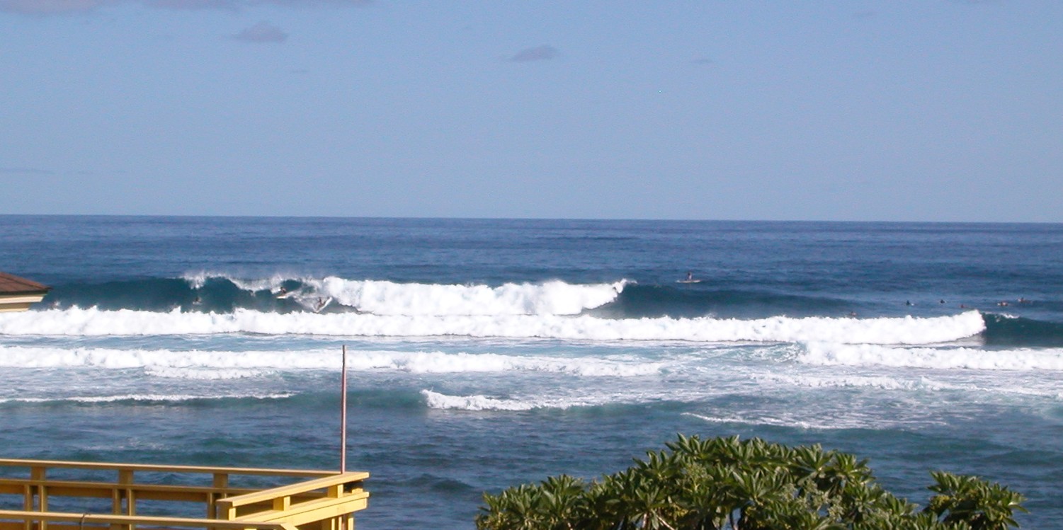 seedicksurf.com - Maui Daily Surf shots!!