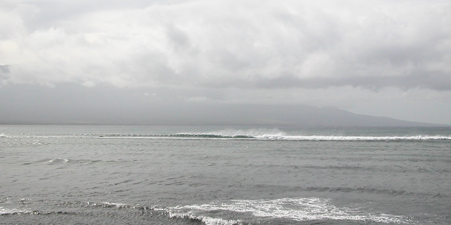 seedicksurf.com - Maui Daily Surf shots!!