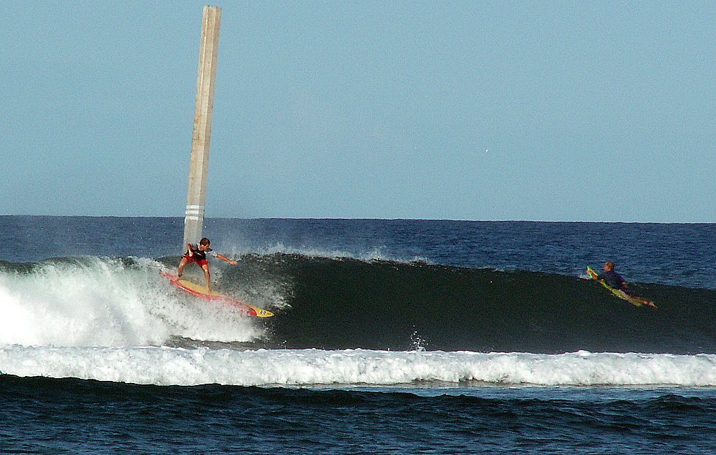 seedicksurf.com - Maui Daily Surf shots!!