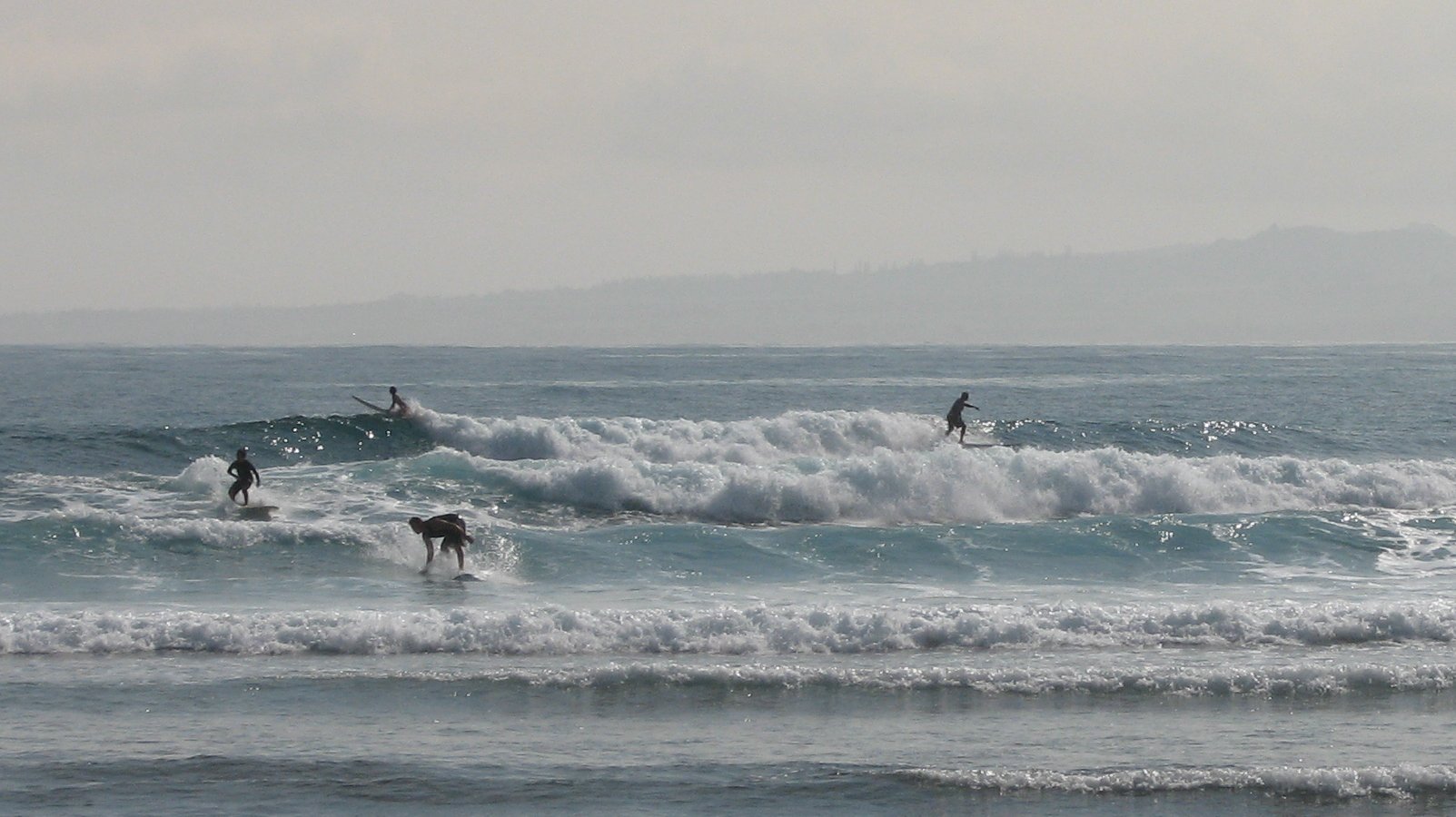 seedicksurf.com - Maui Daily Surf shots and the Maui surf report!!