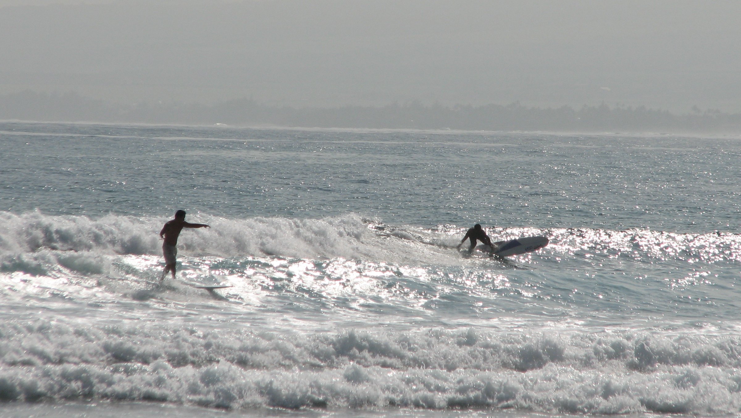 seedicksurf.com - Maui Daily Surf shots and the Maui surf report!!