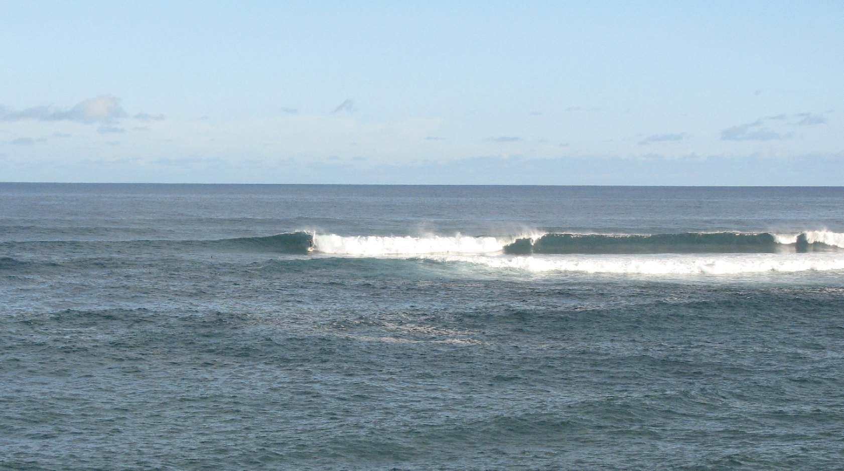 seedicksurf.com - Maui Daily Surf shots and the Maui surf report!!