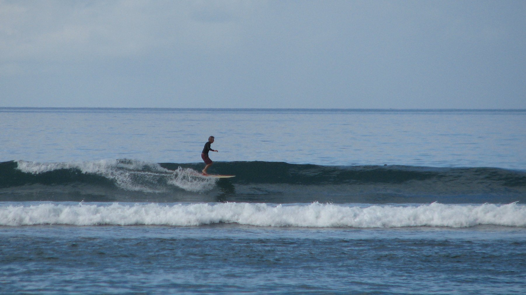 seedicksurf.com - Maui Daily Surf shots and the Maui surf report!!