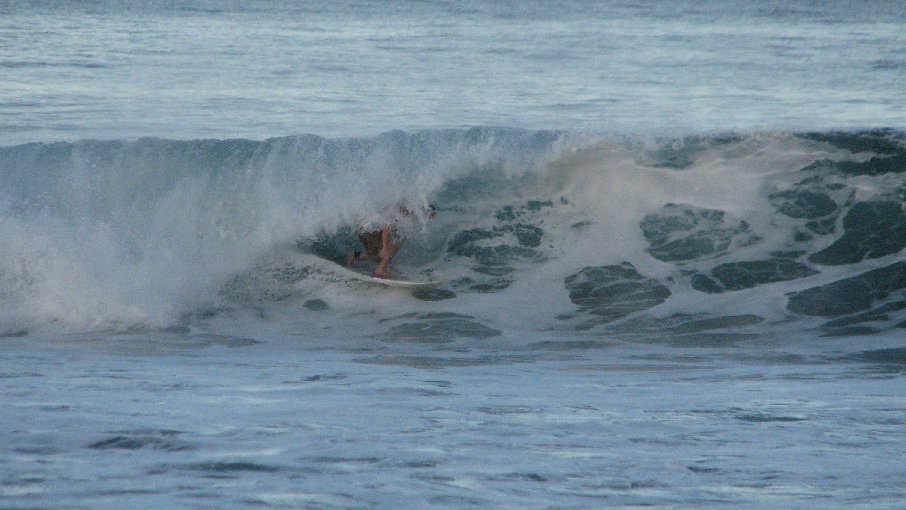 seedicksurf.com - Maui Daily Surf shots and the Maui surf report!!