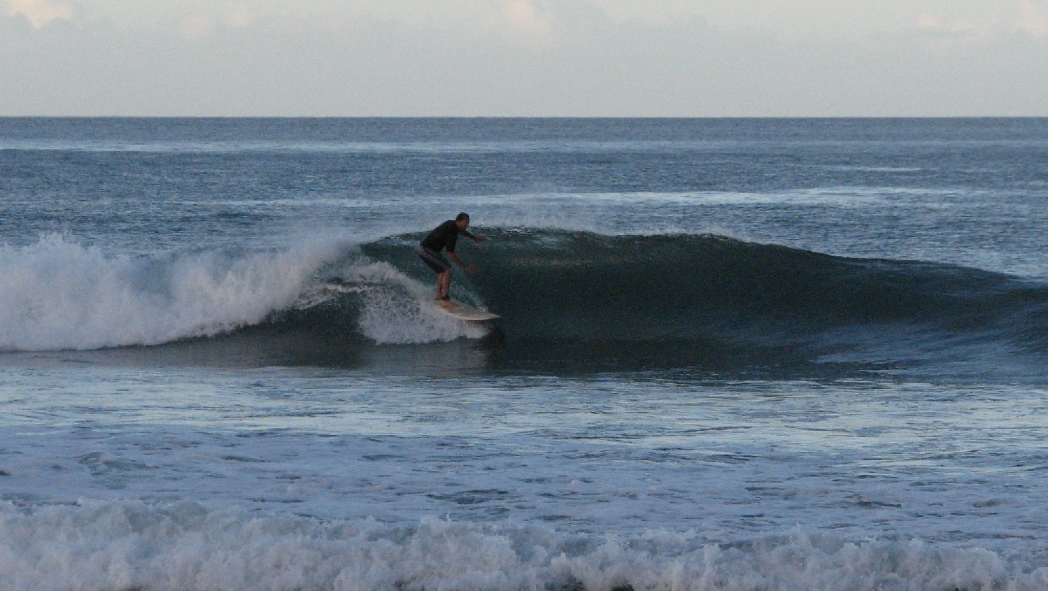 seedicksurf.com - Maui Daily Surf shots and the Maui surf report!!
