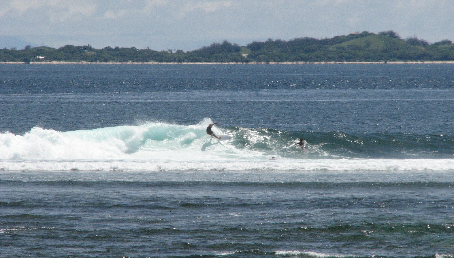 seedicksurf.com - Maui Daily Surf shots and the Maui surf report!!