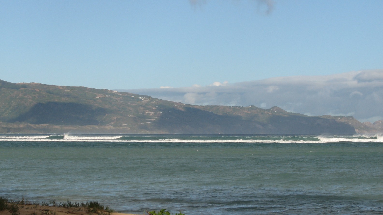 seedicksurf.com - Maui Daily Surf shots and the Maui surf report!!