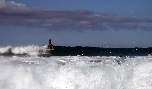 seedicksurf.com - Maui Daily Surf shots and the Maui surf report!!