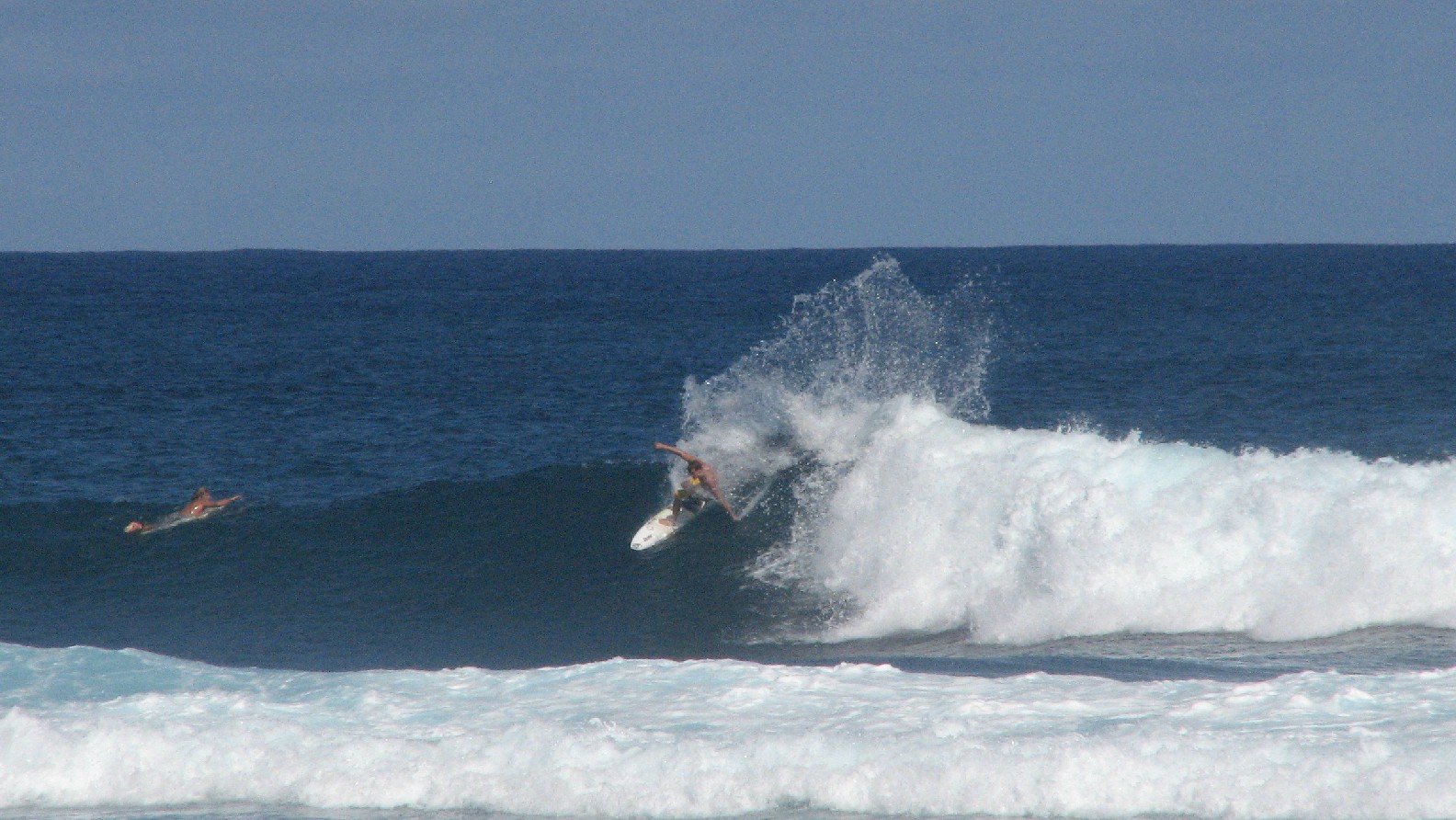 seedicksurf.com - Maui Daily Surf shots and the Maui surf report!!