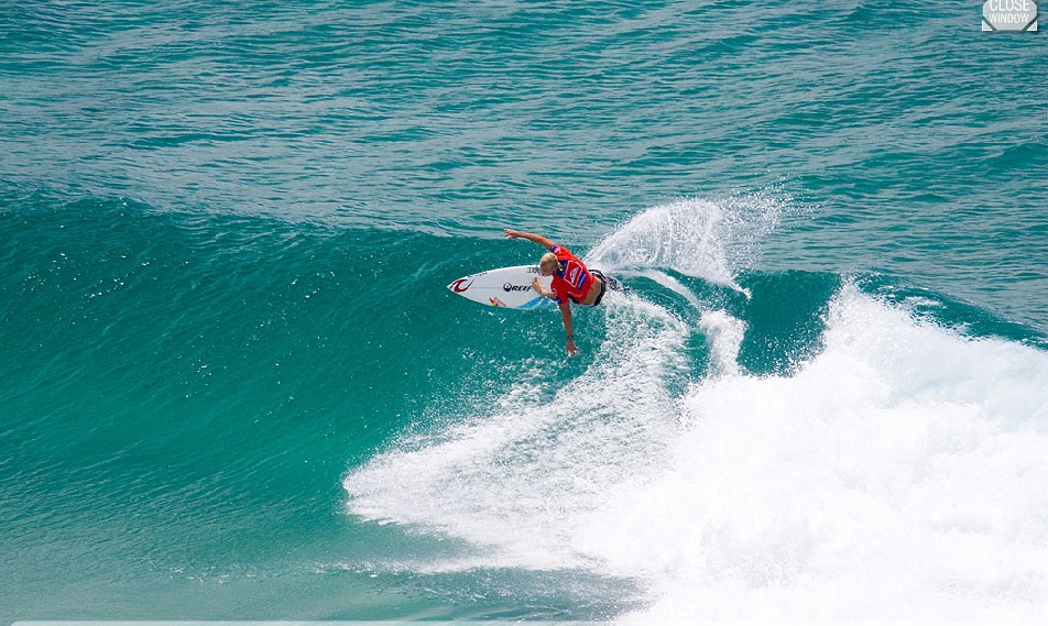 seedicksurf.com - Maui Daily Surf shots and the Maui surf report!!