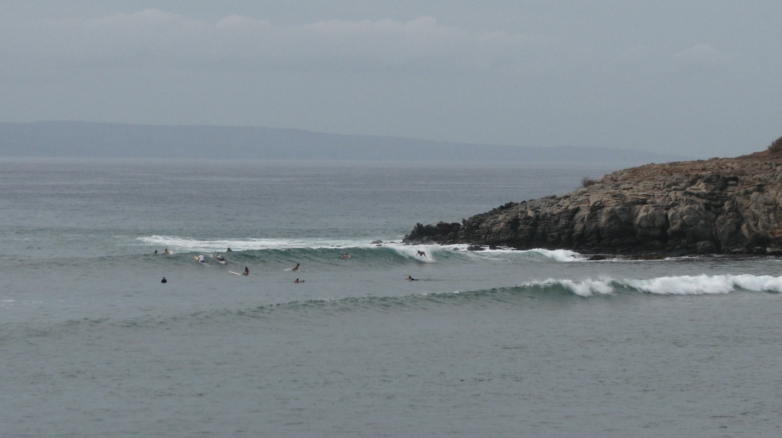 seedicksurf.com - Maui Daily Surf shots and the Maui surf report!!