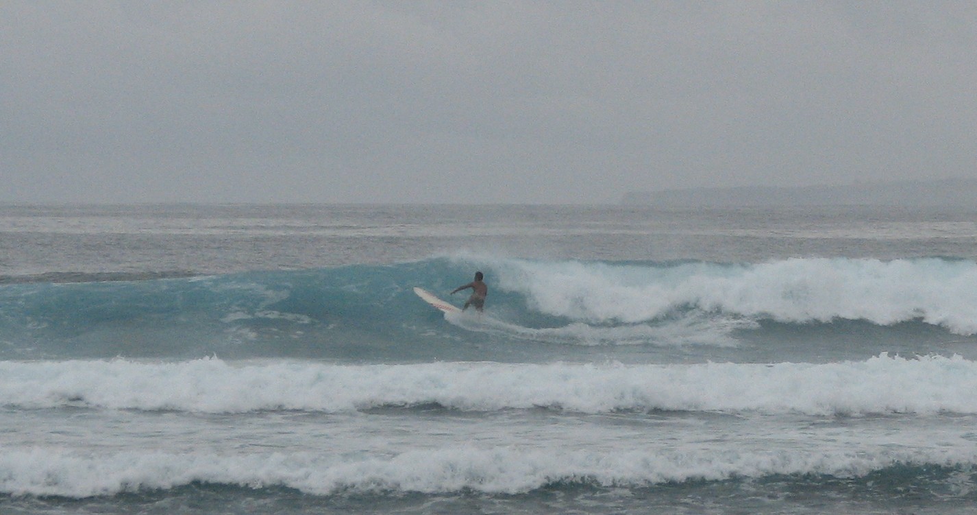 seedicksurf.com - Maui Daily Surf shots and the Maui surf report!!