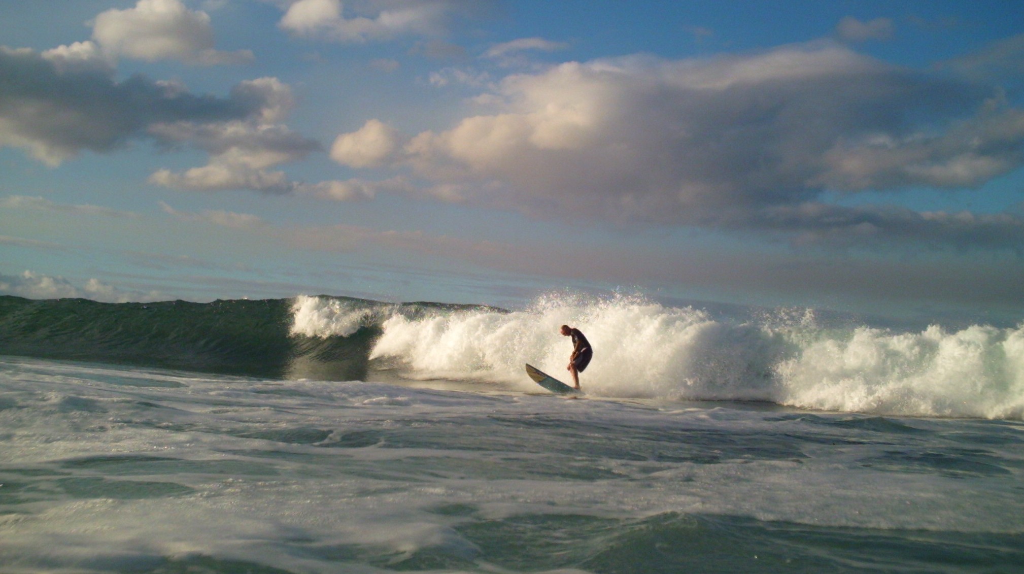 seedicksurf.com - Maui Daily Surf shots and the Maui surf report!!